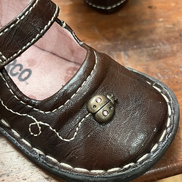 🐞Baby Girls Ladybug Mary Jane’s 🐞 - Picture 3 of 7